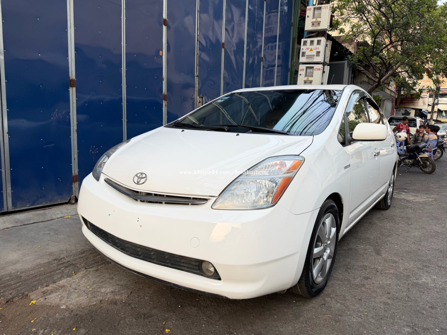 Prius 07 full touring ពូកស្បែក ក្នុងលឿង