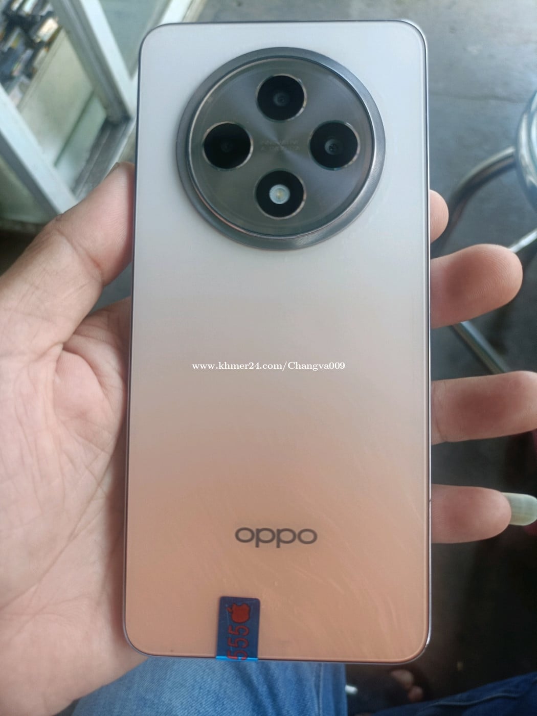 Reno 12F(ក្រុមហ៊ុន)
