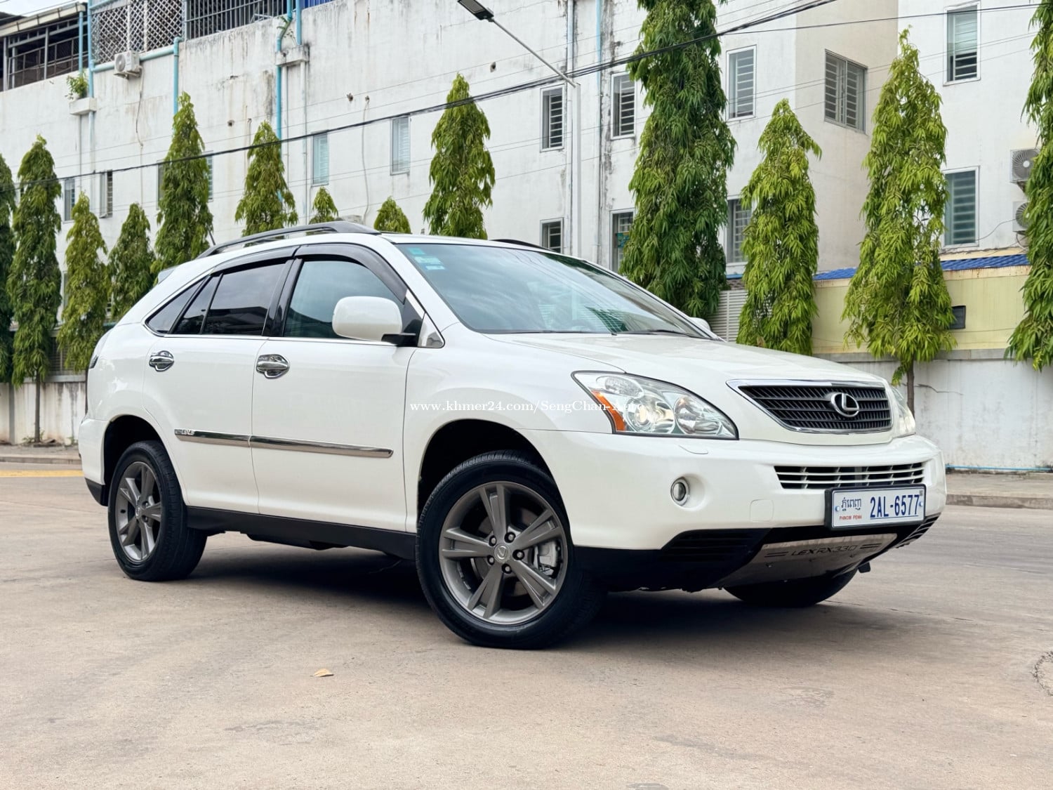 RX. 400h . 2006 half . full ក្នុងលឿង