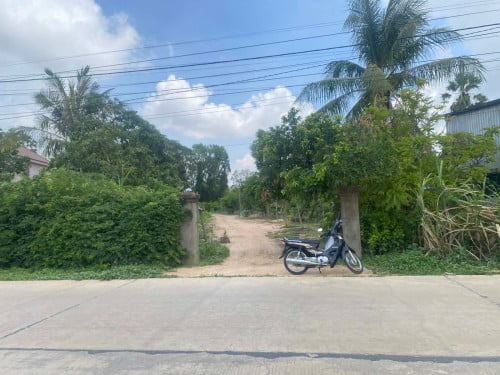 ដីសំរាប់លក់