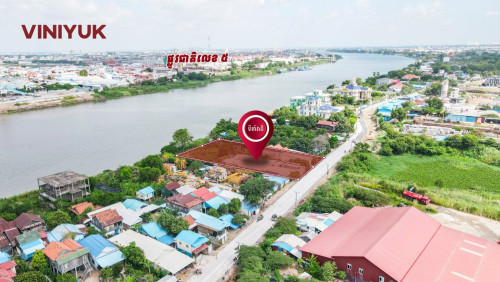 ដីលក់ ជាប់មានទន្លេ !