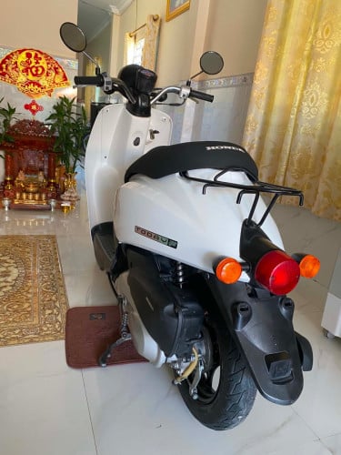 ម៉ូតូលក់ថ្មីៗក្រដាស់ពន្ធ