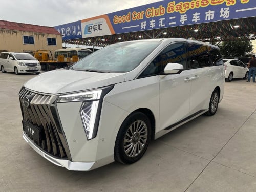 មកមើលឡានផ្ទាល់នៅហាងបាន តម្លៃចរចាបានទៀត