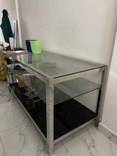 ទូកញ្ចក់