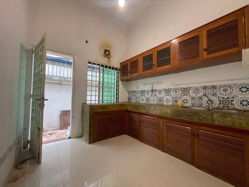 ផ្ទះវីឡាសម្រាប់ជួល នៅសង្កាត់ផ្សារដើមថ្កូវ