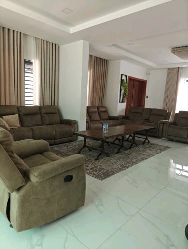 ផ្ទះជួល