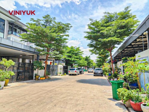 វីឡាភ្លោះ សម្រាប់លក់!!