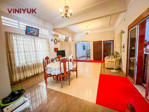 វីឡា សម្រាប់ជួល!!