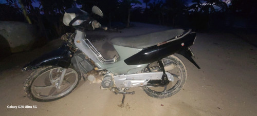 ម៉ូតូលក់
