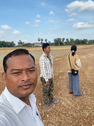 ដីឡូត៍ខាងជើងក្រុងច្បារមន បងប្អូនមានតែ1,390$ក៏ទិញដីបាន១ឡូត៍ដែរ