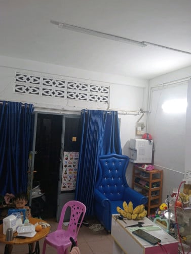 លក់បន្ទាប់