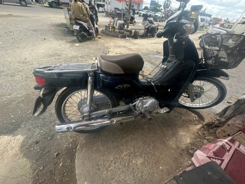ស៊ុបព័រគុបជប៉ុនឆ្នាំ09លក់ 820$មាសុីនសានុំ081966544មានកាតគ្រី