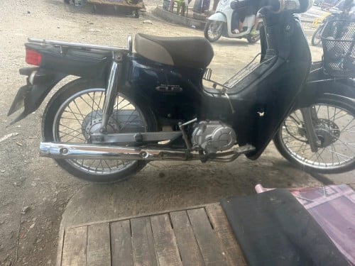 ស៊ុបព័រគុបជប៉ុនឆ្នាំ09លក់ 820$មាសុីនសានុំ081966544មានកាតគ្រី