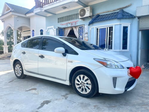 ឡានជិះផ្ទាល់ 17900$ចចារ ឆ្នាំ2013 option 3
