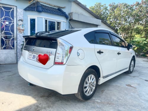 ឡានជិះផ្ទាល់ 17900$ចចារ ឆ្នាំ2013 option 3
