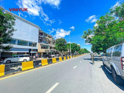 ផ្ទះអាជីវកម្ម2ចូលគ្នា សម្រាប់ជួល !