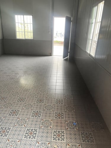 ផ្ទះលំហែលក់ ទំហំ 4m x 8,5 m ដី 6m x 17m តម្លៃ11,000$