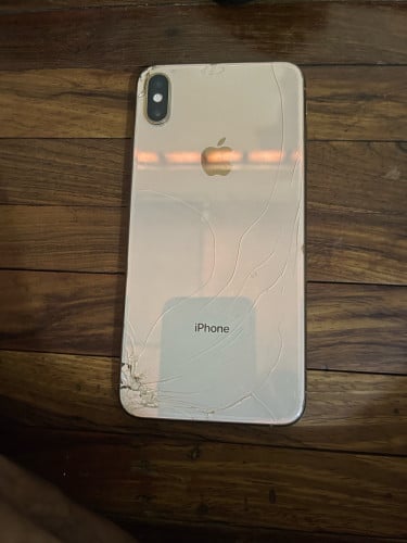 លក់ម៉ាសុីន 64g Xs Max