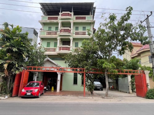 ផ្ទះលក់លក់ផ្លូវ72P គោកឃ្លាំង​ សែនសុខ​ ភ្នំពេញ​