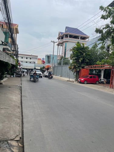 ផ្ទះលក់លក់ផ្លូវ72P គោកឃ្លាំង​ សែនសុខ​ ភ្នំពេញ​