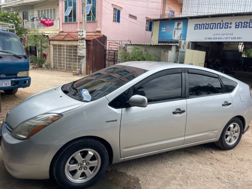 ឡានលក់ធានាឡានស្អាតអាគុយABSអែម