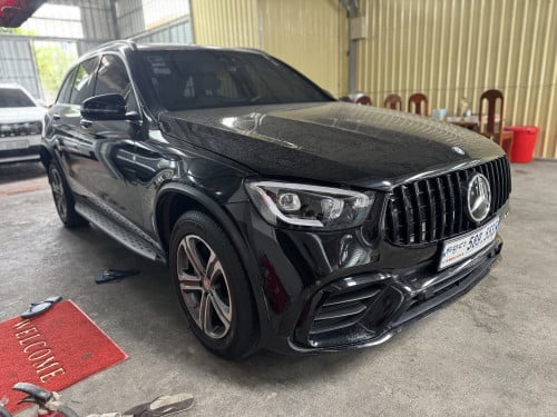 奔驰 Benz-GLC300 AMG