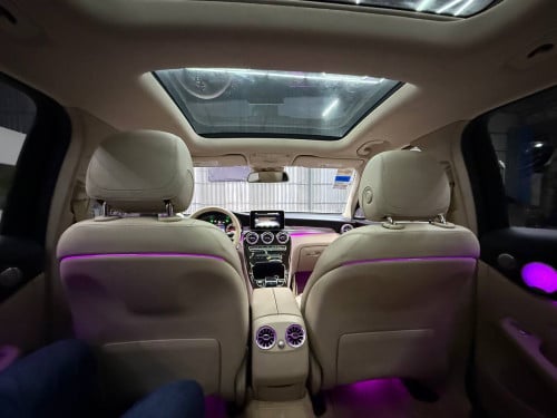 奔驰 Benz-GLC300 AMG