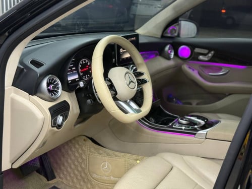 奔驰 Benz-GLC300 AMG