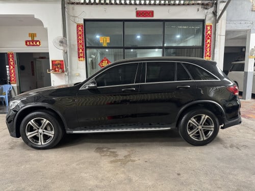 奔驰 Benz-GLC300 AMG
