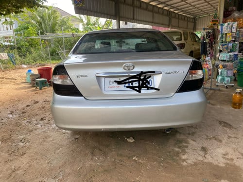 ឡានលក់Camry ឆ្នាំ02 Le