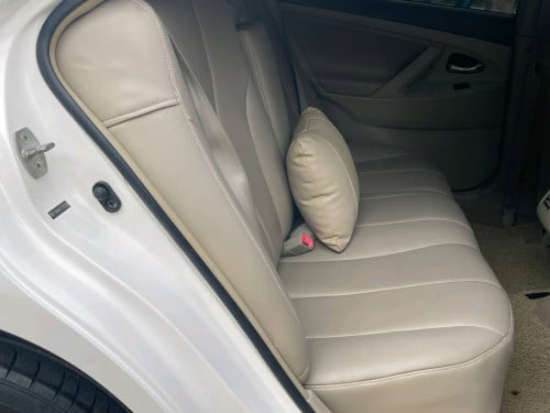 ខ្ចីញ៉េញ ថ្មីកម្រជួប Camry 2007 Hybrid Full Option