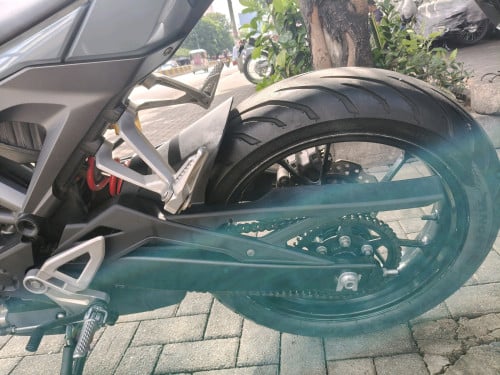 ម៉ូតូ cb នៅស្អាត 70% ធានាជូនគ្រឿងស៊ីន