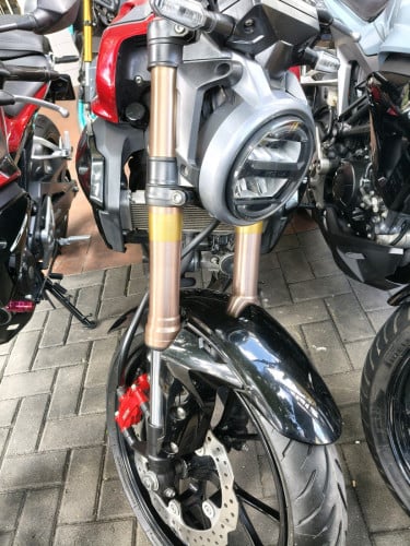 ម៉ូតូ ម៉ូតូ cbកណ្ដោះពន្ធស្អាត 90%