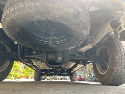 លក់Chevrolet Colorado 2013ម៉ាសុិន2,5Lលេខដៃប៉ុង1