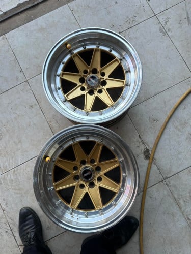 លក់ យ៉ាន់ +សំបក Corolla នៅស្អាត