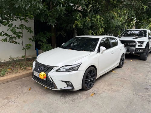 លក់ CT200H 2014