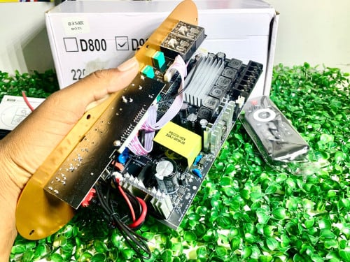 អំភ្លី​ D900 កម្លាំងចេញ200W​ សម្លេង​ពិរោះ​