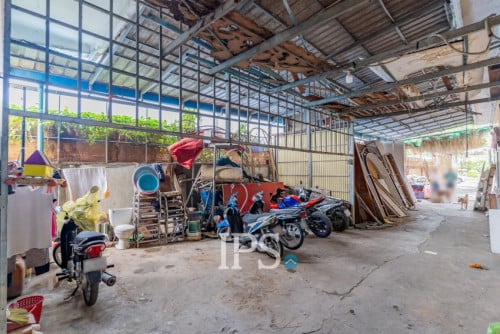 #FORSALE​ ដីពាណិជ្ជកម្មស្ថិតនៅជាប់ផ្លូវជាតិទំហំ 852 ម៉ែត្រការេ -​📍ដង្កោ,​ ភ្នំពេញ
