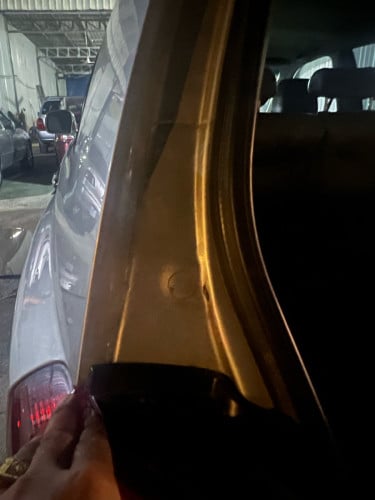 ចង់លក់ highlander ឆ្នាំ 03 v4ប៉ុង១