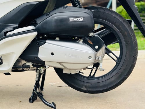 ក្រដាសពន្ធ HONDA PCX 017ជប៉ុនសុទ្ធ100% កម្លាំង125cc ធានាម៉ូតូស្អាតខ្ចីអេម98% តំលៃ1930$ Freeផ្លាកលេខ✅