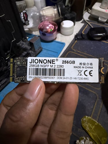 លក់ M.2 SSD 256g