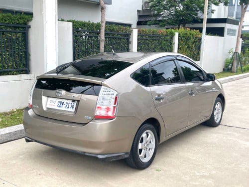 ខ្ចីណាស់! ផែនកម្រ! Prius 08 ពាក់កណ្តាលហ្វ៊ូល ក្នុងលឿង