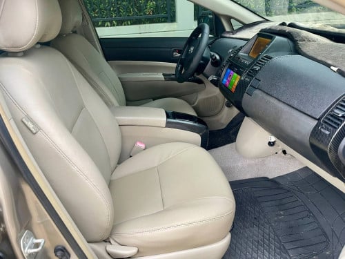 ខ្ចីណាស់! ផែនកម្រ! Prius 08 ពាក់កណ្តាលហ្វ៊ូល ក្នុងលឿង