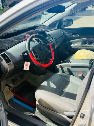 លក់ប្រញ៉ាប់លុយ Prius 2009 full Turing ថ្មី 11900