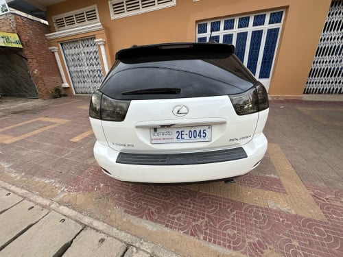 លក់បន្ទាន់លុយRX330ប៉ុង១