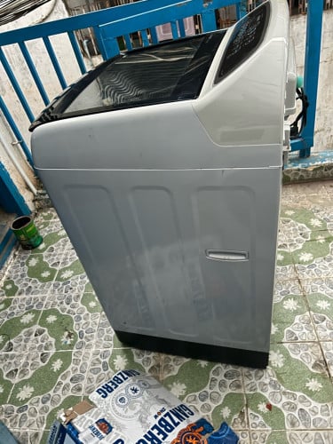 លក់ម៉ាស៊ីនបោកខោអាវ Samsung 12kg នៅស្អាត98%ដូចថ្មី