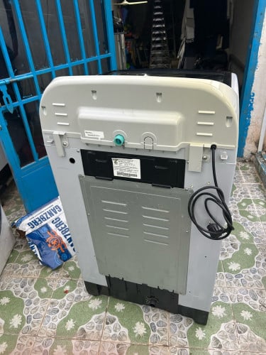 លក់ម៉ាស៊ីនបោកខោអាវ Samsung 12kg នៅស្អាត98%ដូចថ្មី