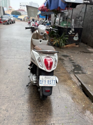 លក់ scoopy i 2016 មានពន្ធត្រឹមត្រូវម៉ាសុីនតាន់
