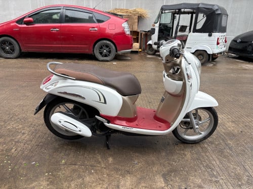 លក់ scoopy i 2016 មានពន្ធត្រឹមត្រូវម៉ាសុីនតាន់