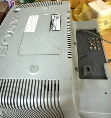 ទូរទស្សន៍ Sony 21 អ៊ីន